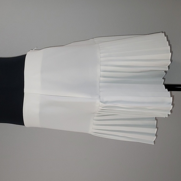 Vintage Studio Y White Pleated Tennis Academia Skirt Made in USA Size 11/12 - Picture 4 of 6